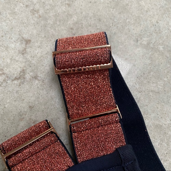 TED BAKER Navy Jaklun Mesh Panel Sports Bra - Picture 7 of 8